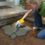 Quikrete 2 in. x 24 in. x 24 in. Country Stone Walk Maker 692132